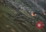 Standbild USAAF Brände auf dem Boden Ziele Japan Miyakonojo, 1945, aus Sekunde 17 historischem Filmmaterial Videoclip 65675023203