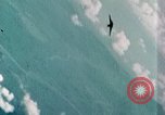 Immagine di Aria per il combattimento aereo statunitense e giapponese Miyakonojo Giappone, 1945, secondo 19 filmato di repertorio 65675023204