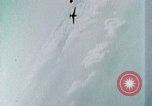 Immagine di Aria per il combattimento aereo statunitense e giapponese Miyakonojo Giappone, 1945, secondo 26 filmato di repertorio 65675023204