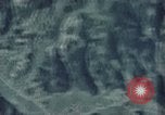 Immagine di Aria per il combattimento aereo statunitense e giapponese Miyakonojo Giappone, 1945, secondo 37 filmato di repertorio 65675023204