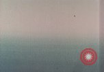 Immagine di Aria per il combattimento aereo statunitense e giapponese Miyakonojo Giappone, 1945, secondo 50 filmato di repertorio 65675023204