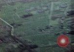 Image attaque vu au travers caméra armée Miyakonojo Japon, 1945, de la seconde 1 séquences d'archives historiques vidéo 65675023208