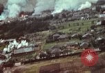 Image attaque vu au travers caméra armée Miyakonojo Japon, 1945, de la seconde 14 séquences d'archives historiques vidéo 65675023208