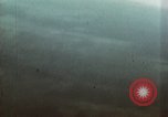 Image attaque vu au travers caméra armée Miyakonojo Japon, 1945, de la seconde 28 séquences d'archives historiques vidéo 65675023208