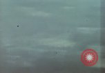 Image attaque vu au travers caméra armée Miyakonojo Japon, 1945, de la seconde 35 séquences d'archives historiques vidéo 65675023208