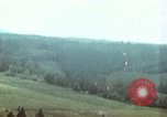 Image attaque vu au travers caméra armée Miyakonojo Japon, 1945, de la seconde 45 séquences d'archives historiques vidéo 65675023208