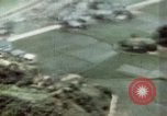 Immagine di Attacco su ferrovia giapponese Kyushu in Giappone, 1945, secondo 8 filmato di repertorio 65675023209