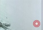 Immagine di Pistola le riprese della telecamera di attacco Miyakonojo Giappone, 1945, secondo 10 filmato di repertorio 65675023210