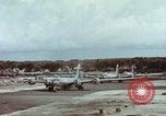 Immagine di B-29 bombardieri Superfortress Guam Isole Marianne, 1945, secondo 42 filmato di repertorio 65675023213