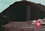 Standbild US Army Air Force Hangar Iwo Jima, 1945, aus Sekunde 51 historischem Filmmaterial Videoclip 65675023216