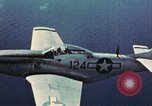 Standbild P-51 Mustang Pacific Theater, 1945, aus Sekunde 16 historischem Filmmaterial Videoclip 65675023217