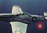 Standbild P-51 Mustang Pacific Theater, 1945, aus Sekunde 17 historischem Filmmaterial Videoclip 65675023217