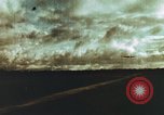Standbild B-29 Superfortresses im Pazifik während Zweiten Weltkrieg Saipan Marianen, 1945, aus Sekunde 32 historischem Filmmaterial Videoclip 65675023220