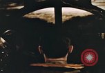 Standbild Ansicht von B-29 Cockpit bei der Landung Guam Marianen, 1945, aus Sekunde 30 historischem Filmmaterial Videoclip 65675023221