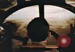 Standbild Ansicht von B-29 Cockpit bei der Landung Guam Marianen, 1945, aus Sekunde 38 historischem Filmmaterial Videoclip 65675023221