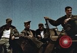 Standbild Air Force Boden crew Pacific Theater, 1945, aus Sekunde 5 historischem Filmmaterial Videoclip 65675023222