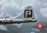 Standbild B-29 von 39th Bomb Group Guam Marianen, 1945, aus Sekunde 3 historischem Filmmaterial Videoclip 65675023223