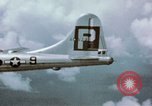 Standbild B-29 von 39th Bomb Group Guam Marianen, 1945, aus Sekunde 5 historischem Filmmaterial Videoclip 65675023223