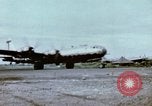 Standbild B-29 Superfortress Saipan Marianen, 1945, aus Sekunde 37 historischem Filmmaterial Videoclip 65675023224