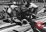 Standbild Akita Ölfeld Yabase Japan, 1947, aus Sekunde 42 historischem Filmmaterial Videoclip 65675023227