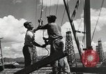 Standbild Akita Ölfeld Yabase Japan, 1947, aus Sekunde 44 historischem Filmmaterial Videoclip 65675023227