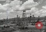 Standbild Akita Ölfeld Yabase Japan, 1947, aus Sekunde 10 historischem Filmmaterial Videoclip 65675023228
