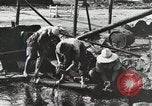 Standbild Akita Ölfeld Yabase Japan, 1947, aus Sekunde 58 historischem Filmmaterial Videoclip 65675023230