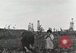 Standbild Akita Ölfeld Yabase Japan, 1947, aus Sekunde 45 historischem Filmmaterial Videoclip 65675023231