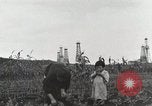 Standbild Akita Ölfeld Yabase Japan, 1947, aus Sekunde 46 historischem Filmmaterial Videoclip 65675023231