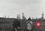 Standbild Akita Ölfeld Yabase Japan, 1947, aus Sekunde 48 historischem Filmmaterial Videoclip 65675023231