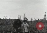 Standbild Akita Ölfeld Yabase Japan, 1947, aus Sekunde 54 historischem Filmmaterial Videoclip 65675023231