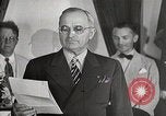 Image Le président Truman annonce le Japon abandon Washington DC USA, 1945, de la seconde 18 séquences d'archives historiques vidéo 65675023237