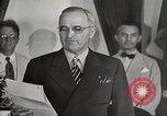 Image Le président Truman annonce le Japon abandon Washington DC USA, 1945, de la seconde 23 séquences d'archives historiques vidéo 65675023237