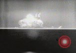 Image explosion d'une bombe atomique New Mexico United States USA, 1945, de la seconde 13 séquences d'archives historiques vidéo 65675023238