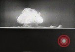 Image explosion d'une bombe atomique New Mexico United States USA, 1945, de la seconde 17 séquences d'archives historiques vidéo 65675023238