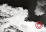 Image explosion d'une bombe atomique New Mexico United States USA, 1945, de la seconde 22 séquences d'archives historiques vidéo 65675023238