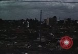 Image endommagé ville Tokyo Japon, 1945, de la seconde 36 séquences d'archives historiques vidéo 65675023242