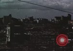 Image endommagé ville Tokyo Japon, 1945, de la seconde 48 séquences d'archives historiques vidéo 65675023242