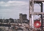 Image endommagé ville Tokyo Japon, 1945, de la seconde 4 séquences d'archives historiques vidéo 65675023243