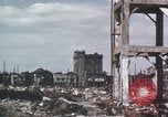 Image endommagé ville Tokyo Japon, 1945, de la seconde 10 séquences d'archives historiques vidéo 65675023243