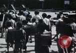 Immagine di Scuola giapponese i bambini Kyoto in Giappone, 1945, secondo 17 filmato di repertorio 65675023245