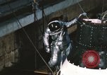 Immagine di Astronauta Virgil Grissom United States USA, 1960, secondo 10 filmato di repertorio 65675023294