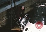 Immagine di Astronauta Virgil Grissom United States USA, 1960, secondo 17 filmato di repertorio 65675023294