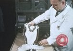 Image chimpanzé pour vaisseaux spatiaux testing United States USA, 1960, de la seconde 12 séquences d'archives historiques vidéo 65675023323