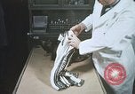 Image chimpanzé pour vaisseaux spatiaux testing United States USA, 1960, de la seconde 14 séquences d'archives historiques vidéo 65675023323