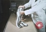Image chimpanzé pour vaisseaux spatiaux testing United States USA, 1960, de la seconde 16 séquences d'archives historiques vidéo 65675023323