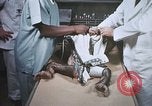 Image chimpanzé pour vaisseaux spatiaux testing United States USA, 1960, de la seconde 51 séquences d'archives historiques vidéo 65675023323