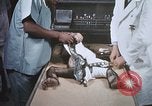 Image chimpanzé pour vaisseaux spatiaux testing United States USA, 1960, de la seconde 60 séquences d'archives historiques vidéo 65675023323