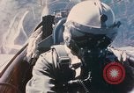 Image astronaute Mercure apesanteur la formation California United States USA, 1960, de la seconde 11 séquences d'archives historiques vidéo 65675023335