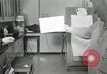 Immagine di Astronauta subisce il test Ohio United States USA, 1959, secondo 1 filmato di repertorio 65675023393